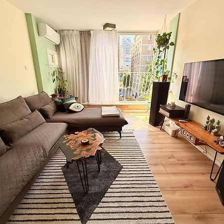 High-End Apartment , With A Private Parking And An Elavator Tel Aviv Dış mekan fotoğraf